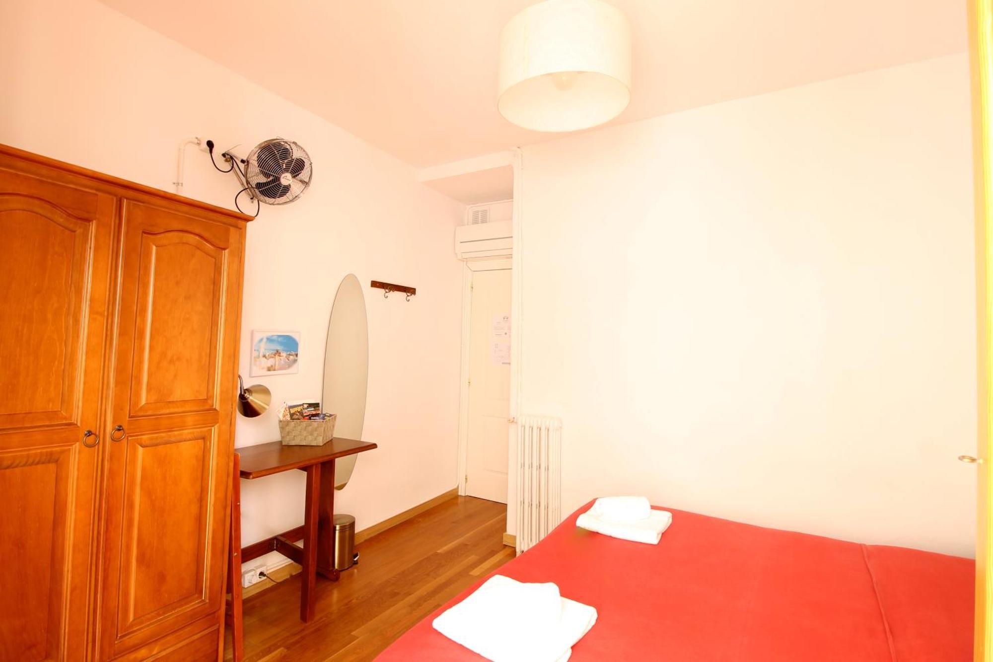 Kasa Katia Guest House Valencia Buitenkant foto