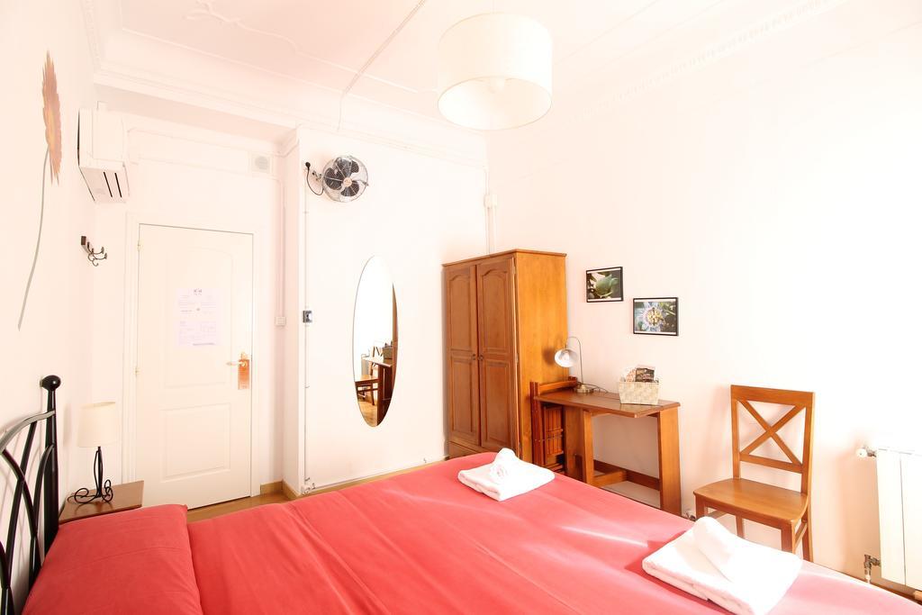 Kasa Katia Guest House Valencia Buitenkant foto